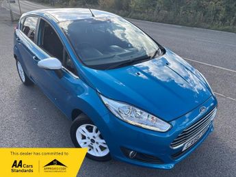 Ford Fiesta 1.0 ZETEC BLUE EDITION SPRING £35 TAX SAT NAV BLUETOOTH PARKING 