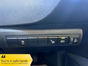 Toyota Corolla ICON TECH (1 OWNER-FSH-SAT NAV)