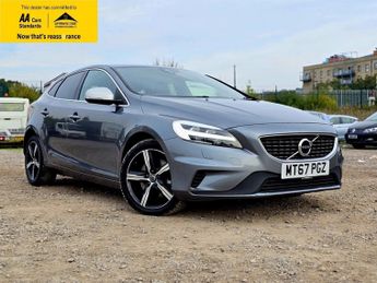 Volvo V40 T3 R-DESIGN NAV PLUS
