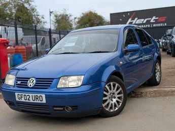 Volkswagen Bora 2.3 V5 4dr