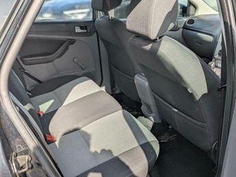 Ford Focus 1.6 TDCi DPF Zetec 5dr
