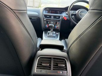 Audi A4 2.0 TDI S line Multitronic Euro 5 (s/s) 4dr