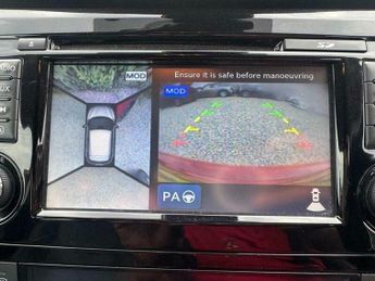 Nissan Qashqai 1.2 DIG-T Tekna XTRON 2WD Euro 6 (s/s) 5dr