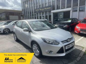 Ford Focus 1.0T EcoBoost Titanium Euro 5 (s/s) 5dr