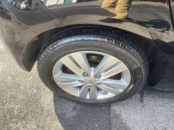 Hyundai IX20 1.6 Active Auto Euro 5 5dr