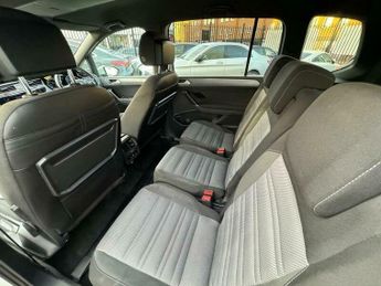 Volkswagen Touran 2.0 TDI R-Line DSG Euro 6 (s/s) 5dr
