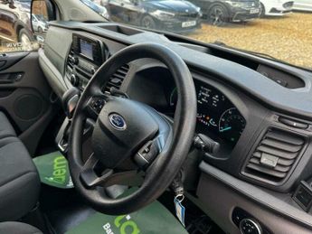 Ford Transit Custom 1.0 340 EcoBoost 13.6kWh Leader Auto L1 H1 Euro 6 5dr