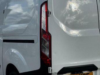 Ford Transit Custom 1.0 340 EcoBoost 13.6kWh Leader Auto L1 H1 Euro 6 5dr