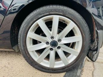 Volkswagen Golf 2.0 TDI GT DSG Euro 5 5dr