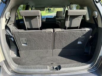 Toyota Corolla Verso 2.2 D-4D SR 5dr