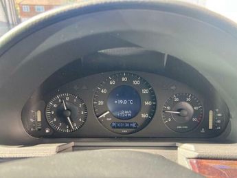 Mercedes-Benz E Class 2.1 E220 CDI Classic 4dr