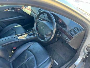 Mercedes-Benz E Class 2.1 E220 CDI Classic 4dr