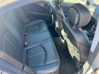 Mercedes-Benz E Class 2.1 E220 CDI Classic 4dr