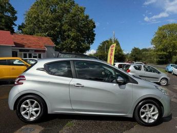 Peugeot 208 1.2 VTi Active Euro 5 3dr