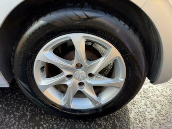 Peugeot 208 1.2 VTi Active Euro 5 3dr