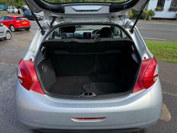 Peugeot 208 1.2 VTi Active Euro 5 3dr