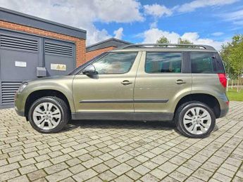 Skoda Yeti 2.0 TDI Elegance Outdoor DSG 4WD Euro 5 5dr