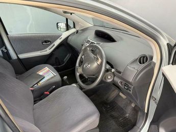 Toyota Yaris 1.33 Dual VVT-i TR MultiMode Euro 4 (s/s) 5dr
