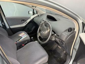 Toyota Yaris 1.33 Dual VVT-i TR MultiMode Euro 4 (s/s) 5dr