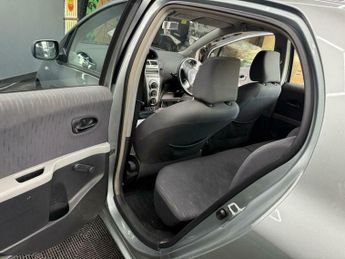 Toyota Yaris 1.33 Dual VVT-i TR MultiMode Euro 4 (s/s) 5dr