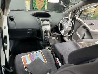 Toyota Yaris 1.33 Dual VVT-i TR MultiMode Euro 4 (s/s) 5dr