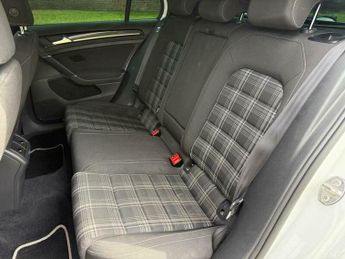 Volkswagen Golf 2.0 TDI BlueMotion Tech GTD DSG Euro 6 (s/s) 5dr
