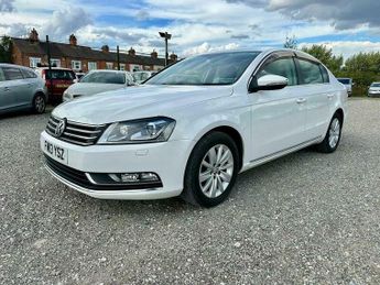 Volkswagen Passat 1.4 TSI BlueMotion Tech Executive Saloon 4dr Petrol DSG Euro 5 (