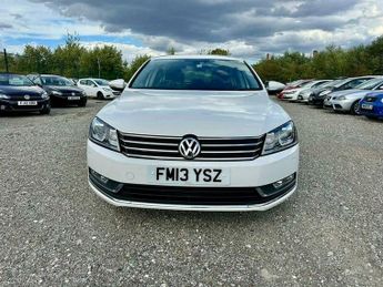 Volkswagen Passat 1.4 TSI BlueMotion Tech Executive Saloon 4dr Petrol DSG Euro 5 (