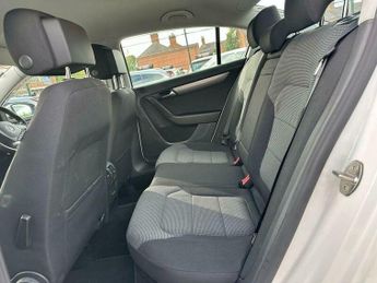 Volkswagen Passat 1.4 TSI BlueMotion Tech Executive Saloon 4dr Petrol DSG Euro 5 (