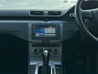 Volkswagen Passat 1.4 TSI BlueMotion Tech Executive Saloon 4dr Petrol DSG Euro 5 (