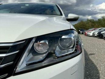 Volkswagen Passat 1.4 TSI BlueMotion Tech Executive Saloon 4dr Petrol DSG Euro 5 (
