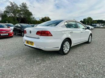 Volkswagen Passat 1.4 TSI BlueMotion Tech Executive Saloon 4dr Petrol DSG Euro 5 (