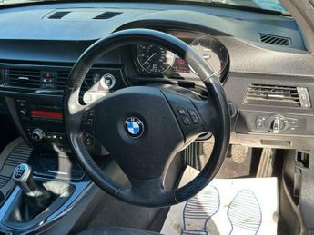 BMW 3 SERIES 2.0 320d SE Saloon 4dr Diesel Manual Euro 5 (184 ps)