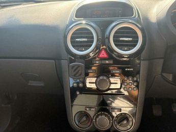 Vauxhall Corsa 1.4i 16v Design 5dr (a/c)