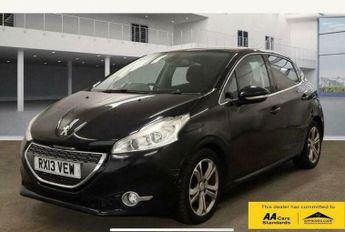 Peugeot 208 1.2 VTi Allure Euro 5 5dr