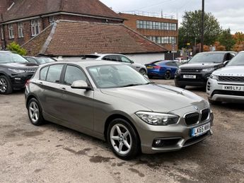 BMW 1 SERIES 118d SE