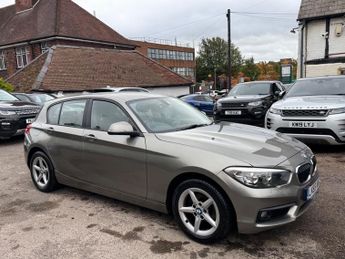 BMW 1 SERIES 118d SE