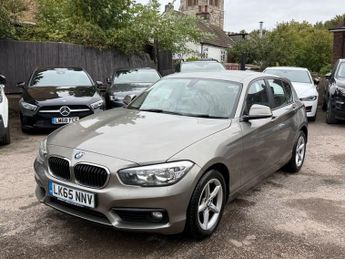 BMW 1 SERIES 118d SE