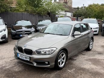 BMW 1 SERIES 118d SE