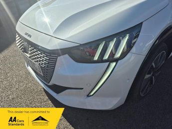 Peugeot 208 50kWh GT Premium Hatchback 5dr Electric Auto (7kW Charger) (136 