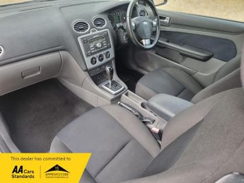 Ford FOCUS 1.6 ZETEC CLIMATE
