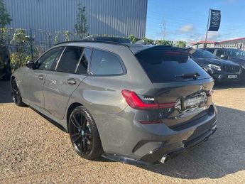 BMW 3 SERIES 2.0 330e 12kWh M Sport Pro Edition Touring Auto Euro 6 (s/s) 5dr