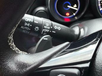 Honda Civic 1.8 i-VTEC SE Plus Auto Euro 5 5dr