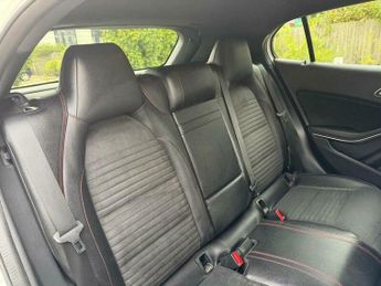 Mercedes-Benz C Class 2.1 GLA200d AMG Line 7G-DCT Euro 6 (s/s) 5dr