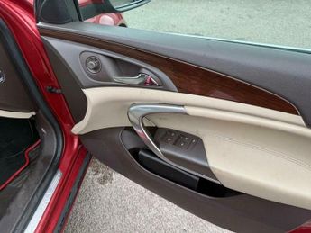 Vauxhall Insignia 2.0 CDTi SE Auto Euro 5 5dr