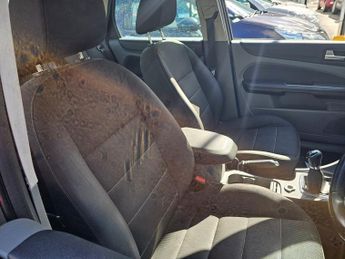 Ford Focus TITANIUM 100PS