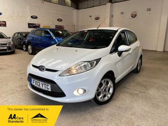 Ford Fiesta 1.4 Zetec Hatchback 5dr Petrol Automatic (154 g/km, 94 bhp)