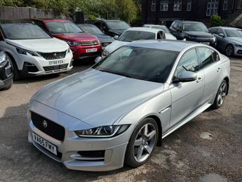Jaguar XE R-SPORT