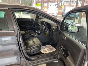 Kia Sportage CRDI KX-3 SAT NAV AUTO DIESEL 88000 MILES PANO SUN ROOF 4X4