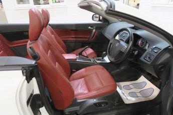 Volvo C70 D4 SE LUX
